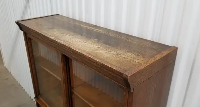 Danner antique oak sliding door stacking bookcase 2 stack 4 part in Bookcases & Shelving Units in Ottawa - Image 9