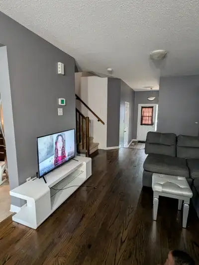Looking for a clean, comfortable, and convenient place to call home in Kanata? Comfortably furnished...