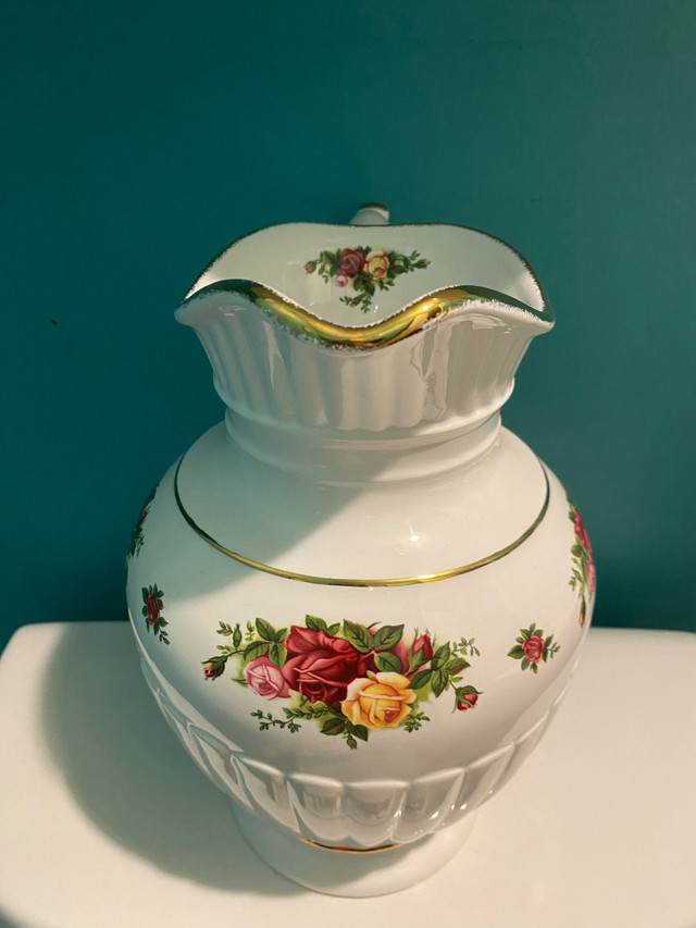 10" Royal Albert "Old Country Roses" Fluted Porcelain Pitcher 19 in Arts & Collectibles in City of Toronto - Image 3