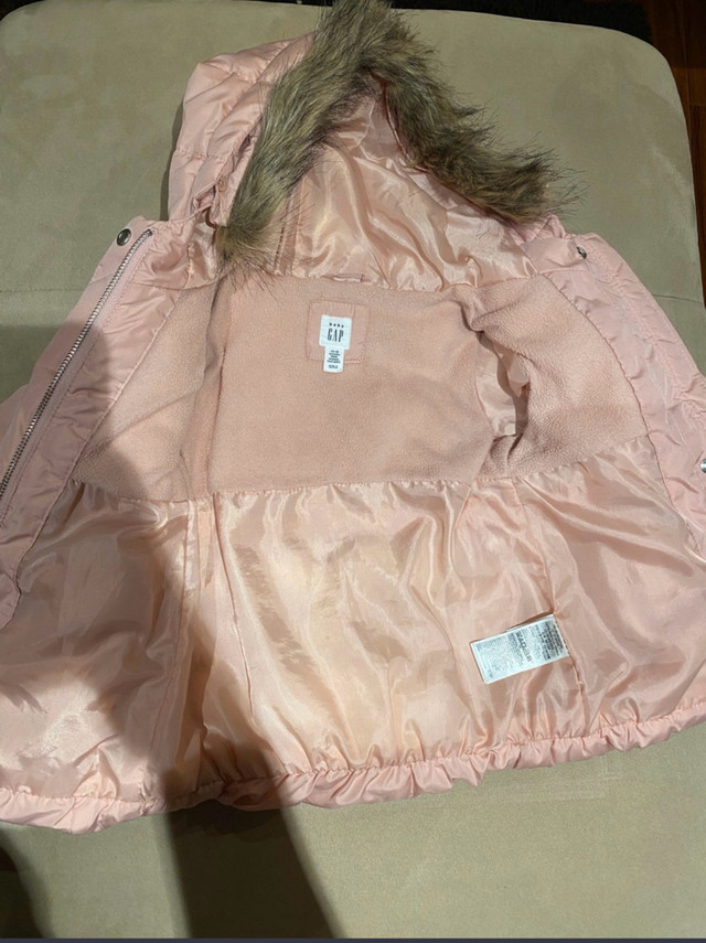GAP kids jacket -  size 12-18 months in Clothing - 12-18 Months in Oakville / Halton Region - Image 2