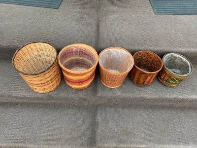 Beautiful Vintage Five-Set Wicker Pots (for Plants), View more
