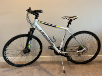 Mens Large Cannondale Quick CX Hybred Bike