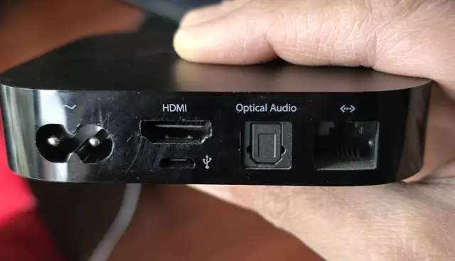Apple TV (2nd generation) A1378 in General Electronics in Ottawa - Image 7