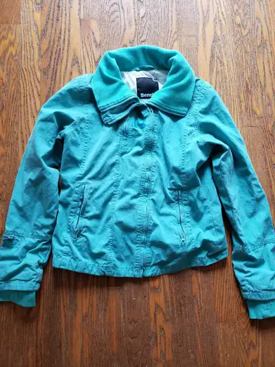 bench L $15 Porch pick up in midland