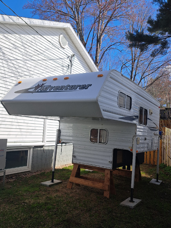 2008 Adventurer 80W Truck Camper in Travel Trailers & Campers in Annapolis Valley - Image 2