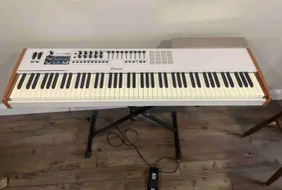 Arturia KeyLab 88, View more