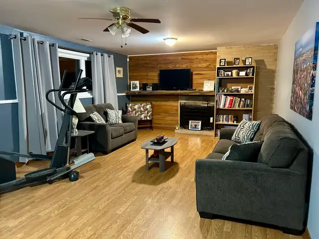 Room for Rent November 1. Private home-Lake Banook in Room Rentals & Roommates in Dartmouth - Image 5