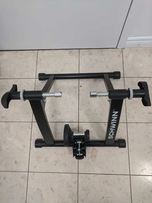 Schwinn Bike Trainer63013092705153123