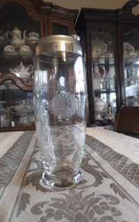 CORNFLOWER GLASS VINTAGE MARTINI SHAKER - STAINLESS STEEL LID