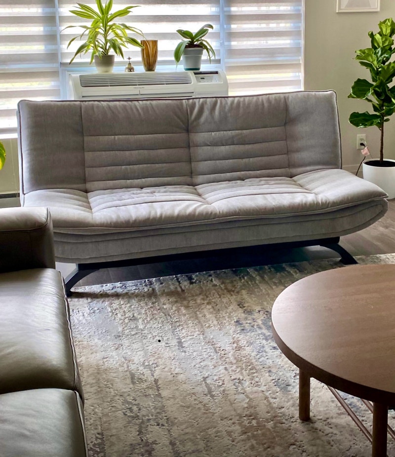 Couch for livingroom Sofas et futons Laval/Rive Nord Kijiji