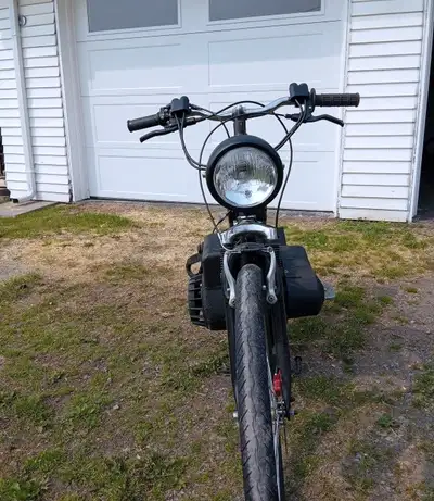 Old Schwinn ebike with 8hp Tecumseh, CVT lights, hydraulic brakes. Approx 25mph. (capable of more wi...