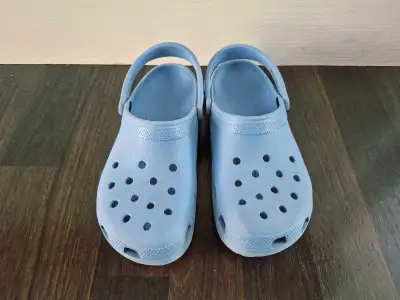 Blue crocs woman size 11- man size 9, View more