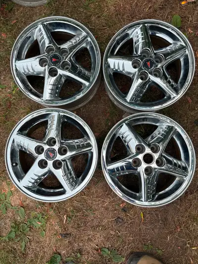 USED SET Pontiac Grand AM Wheels 16" 5x115 One centre cap is missing Cash and carry Installation is...