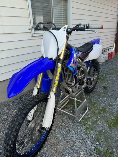 OBO send me offers i want cash. This bike is in amazing condition. I babied this bike like no tommor...