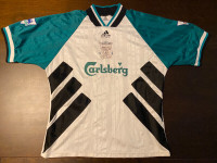 1993-1995 Super Rare Liverpool Away Soccer Jersey – Large