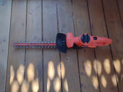Black & Decker Hedge Trimmer (Corded), View more