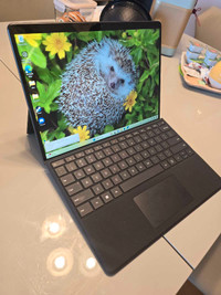 Surface pro 9 i7, 16gb, 256gb, Warranty, keyboard