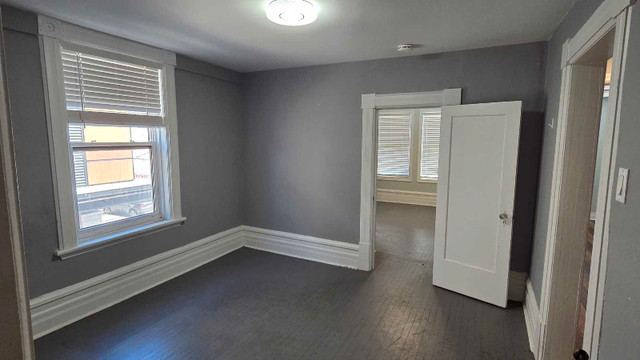 2 bdrm Apt for rent Downtown Ottawa $1800/mth Heat+Water Inc in Long Term Rentals in Ottawa - Image 2