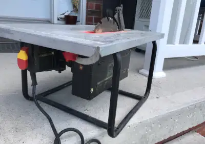 Jobmate 81/4 inch portable table saw ; works great and still plenty of life left in it $50