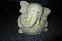 Elephant money bank (piggy bank)