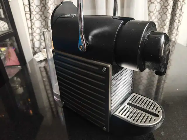 Breville Nespresso Pixie