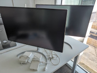 2x - LG Ultrafine 32 Inch 4K Monitor, Thunderbolt 3, Silver