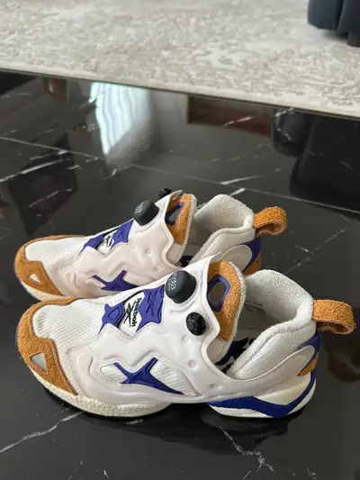 Reebok Mens Instapump Fury 95 Sneakers, size US 8, View more