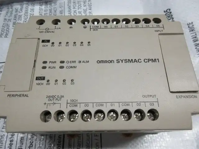 Automate Omron CPM1 PLC in Other Business & Industrial in City of Montréal - Image 2