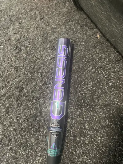 Louisville Slugger Genesis bat , View more
