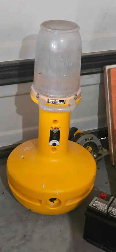 Wobble light work site light, View more