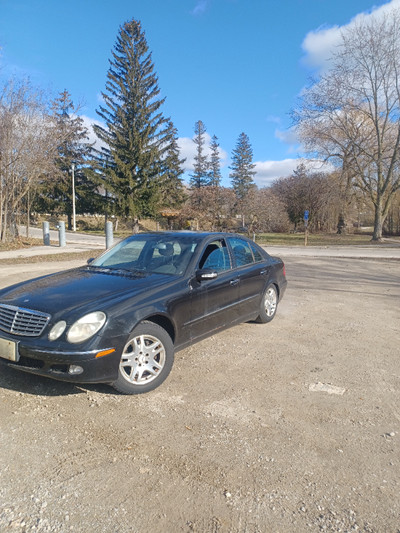 2004 Mercedes E320 4Matic