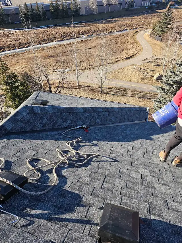 ROOFING REPAIRS AND INSTALLATIONS!!!438828304307988481