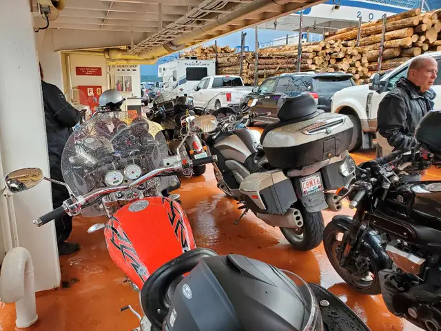 2005 Victory Hammer Deluxe in Street, Cruisers & Choppers in Regina - Image 6