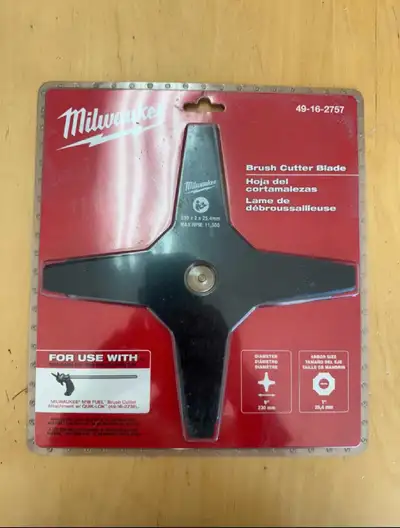 I am offering a new Milwaukee Brush Cutter Blade, designed for use with the Milwaukee M18 FUEL Brush...