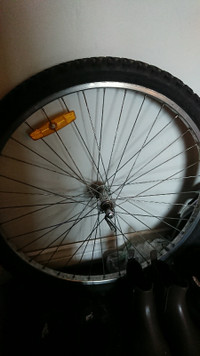 Quick-release bike wheel. Kenda tire.