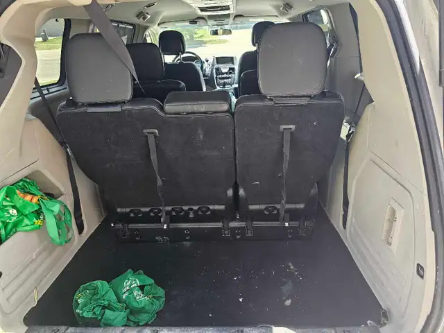 Chrysler Town & Country503112475397990408