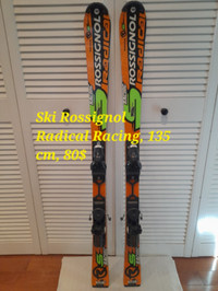 Skis, Bottes de Snowboard et Bottes de Ski, vendu séparément
