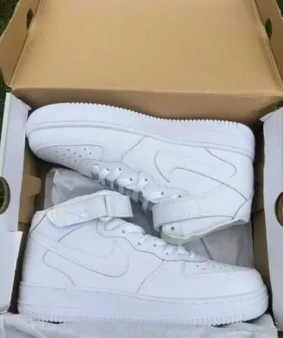 Nike Air Force 1 Mid, View more