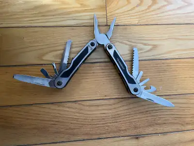 knives and multi tools, View more