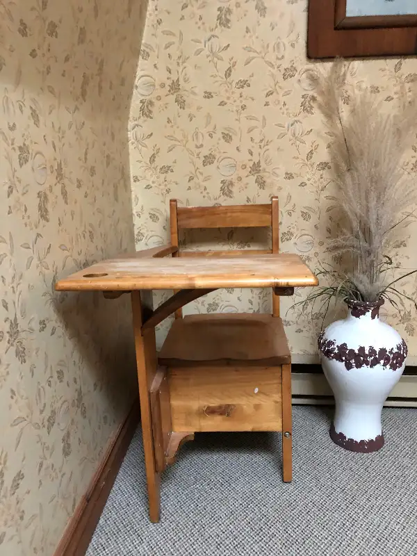 Antique Wood School Desk in Other in Markham / York Region - Image 2