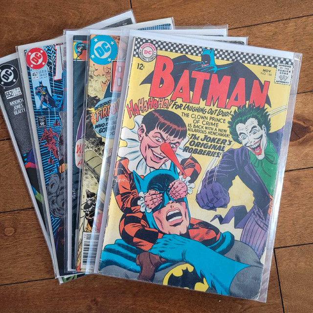 Comic Books -Batman 1 lot (6) in Arts & Collectibles in Vernon