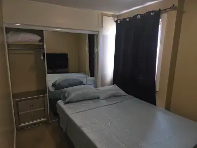 Hi Very clean,sanatized,drug,smoke and party free room for rent by londonderry mall close to all ame...