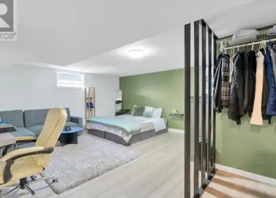 Studio for rent $850 including everything. No kitchen only microwave, fridge and small tap stove. In...