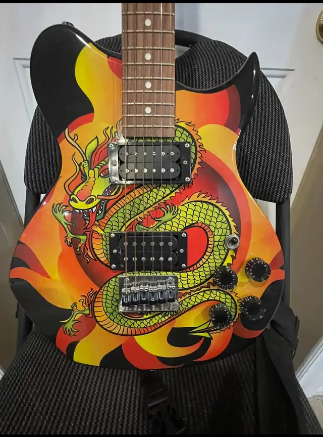 Washburn “Vince Neil” signatured Dragon guitar for sale in Guitars in Oakville / Halton Region - Image 4