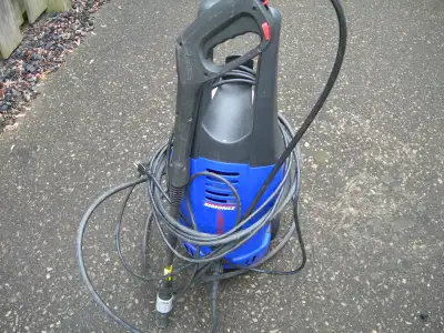 simoniz 1500 pressure washer[2-spray guns]$60 /, View more