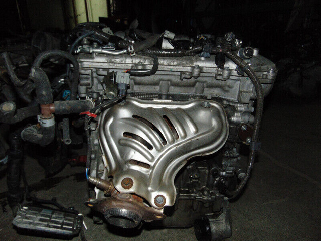 2009-2015 Moteur Toyota Corolla Engine 1.8L 2ZR FE LOW MILEAGE dans Moteur, Pièces de Moteur  à Ouest de l’Île - Image 3