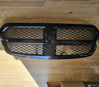 Ram 1500 grill 