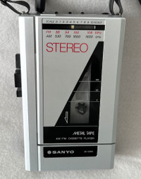 Sanyo M-G31A Cassette/Radio and Accessories