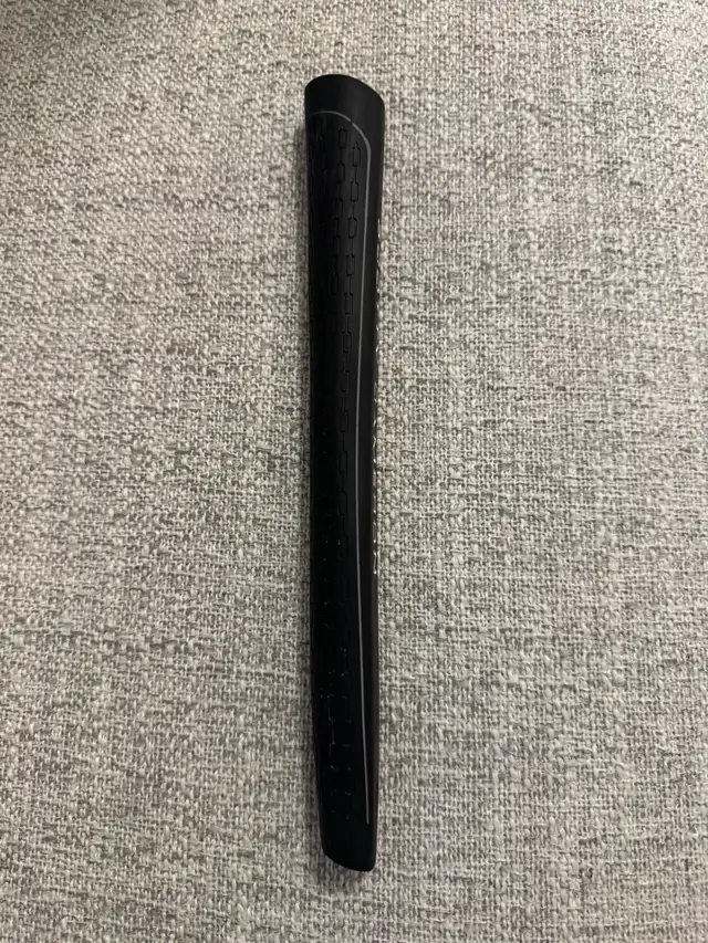 Scotty Cameron Putter Grip in Golf in Markham / York Region - Image 3