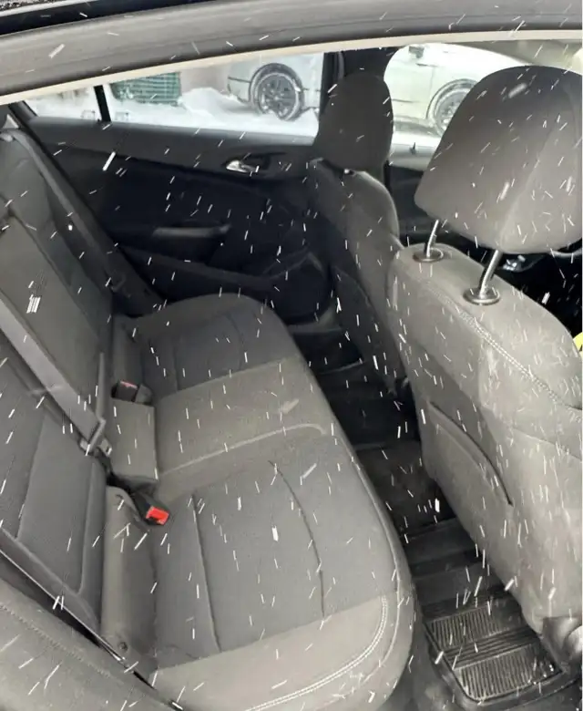 2016 Chevy cruze64840183687043122